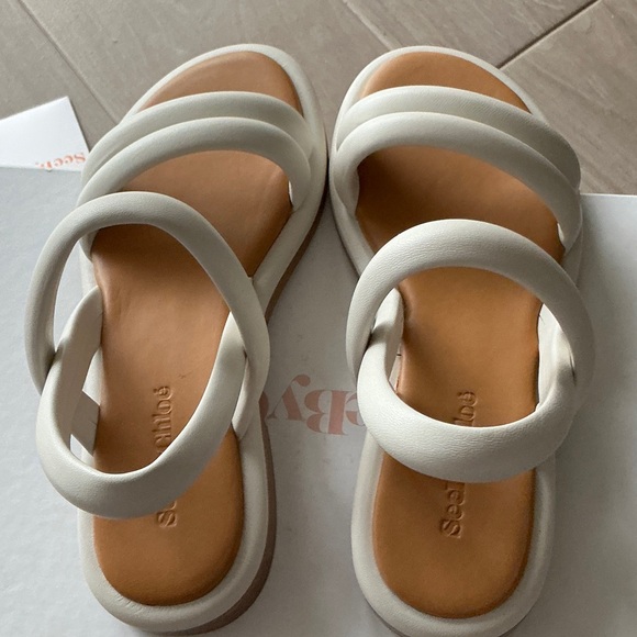 See By Chloe White and Tan Sandals - Picture 14 of 16